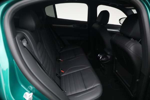 New 2026 Alfa Romeo Stelvio Veloce for sale $62,965 at Alfa Romeo of Greenwich in Greenwich CT 06830 18