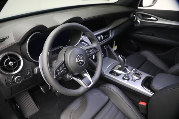 New 2026 Alfa Romeo Stelvio Veloce for sale $62,965 at Alfa Romeo of Greenwich in Greenwich CT 06830 21