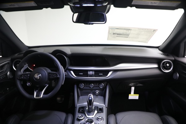 New 2026 Alfa Romeo Stelvio Veloce for sale $62,965 at Alfa Romeo of Greenwich in Greenwich CT 06830 22