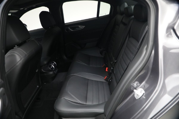 New 2026 Alfa Romeo Giulia Veloce for sale $55,815 at Alfa Romeo of Greenwich in Greenwich CT 06830 17