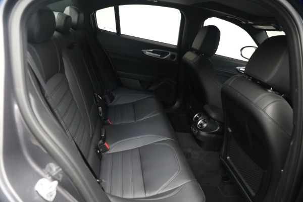 New 2026 Alfa Romeo Giulia Veloce for sale $55,815 at Alfa Romeo of Greenwich in Greenwich CT 06830 18