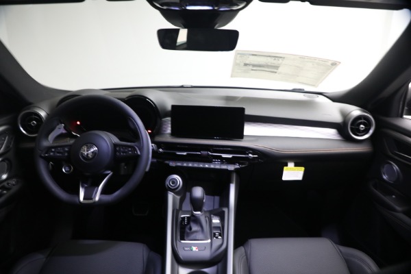 New 2026 Alfa Romeo Tonale Veloce for sale $50,035 at Alfa Romeo of Greenwich in Greenwich CT 06830 22