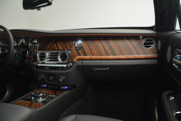 Used 2015 Rolls-Royce Wraith for sale Sold at Alfa Romeo of Greenwich in Greenwich CT 06830 28