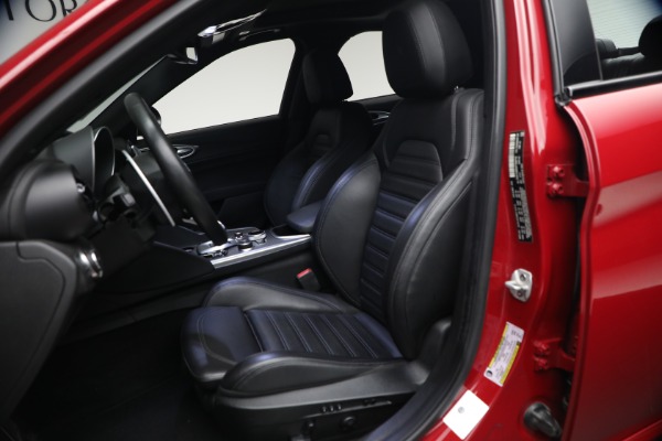 Used 2023 Alfa Romeo Giulia Veloce for sale $33,900 at Alfa Romeo of Greenwich in Greenwich CT 06830 13
