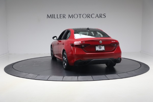 Used 2023 Alfa Romeo Giulia Veloce for sale $33,900 at Alfa Romeo of Greenwich in Greenwich CT 06830 5