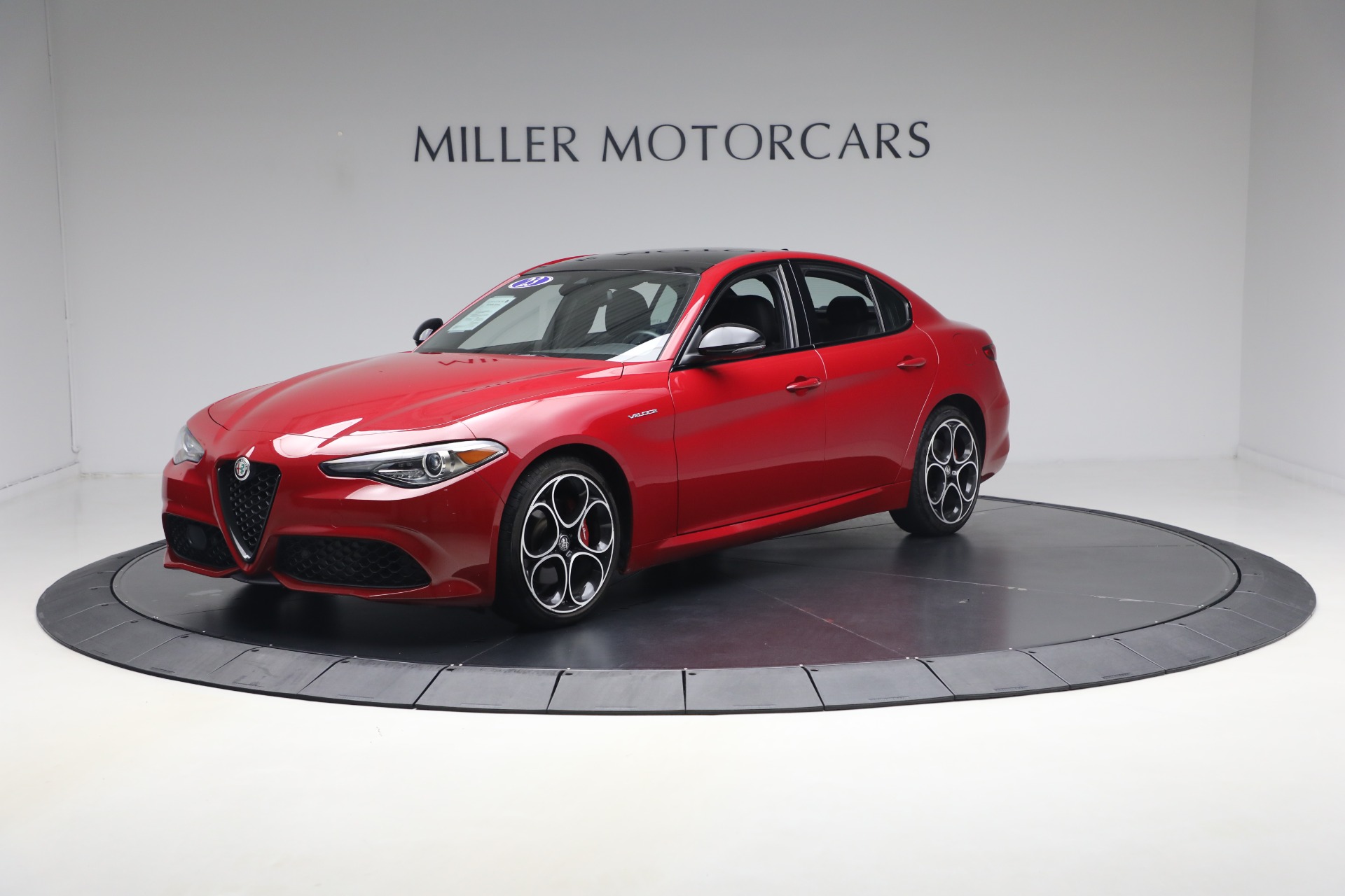 Used 2023 Alfa Romeo Giulia Veloce for sale $33,900 at Alfa Romeo of Greenwich in Greenwich CT 06830 1