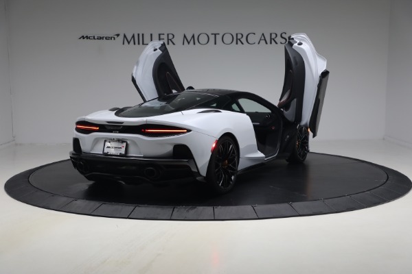 Used 2025 McLaren GTS Performance for sale $189,900 at Alfa Romeo of Greenwich in Greenwich CT 06830 16