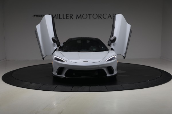 Used 2025 McLaren GTS Performance for sale $189,900 at Alfa Romeo of Greenwich in Greenwich CT 06830 19