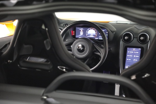 Used 2023 McLaren GT for sale $166,900 at Alfa Romeo of Greenwich in Greenwich CT 06830 24
