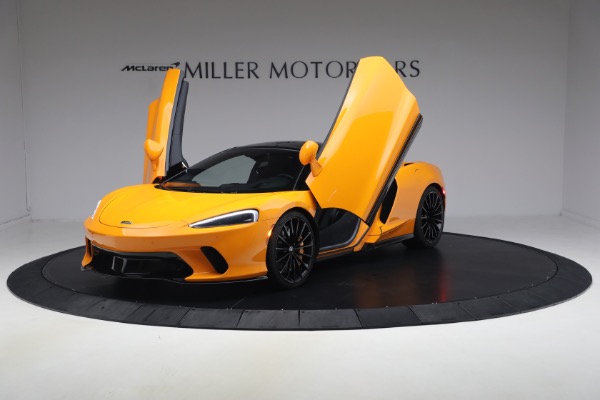 Used 2023 McLaren GT for sale $166,900 at Alfa Romeo of Greenwich in Greenwich CT 06830 26