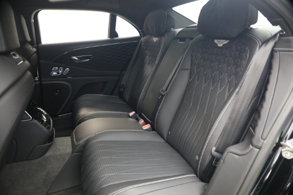 Used 2022 Bentley Flying Spur W12 for sale $195,900 at Alfa Romeo of Greenwich in Greenwich CT 06830 24