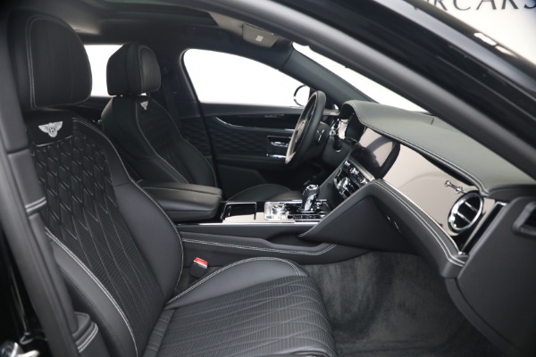 Used 2022 Bentley Flying Spur W12 for sale $195,900 at Alfa Romeo of Greenwich in Greenwich CT 06830 27