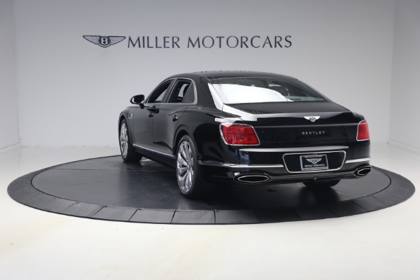 Used 2022 Bentley Flying Spur W12 for sale $195,900 at Alfa Romeo of Greenwich in Greenwich CT 06830 5