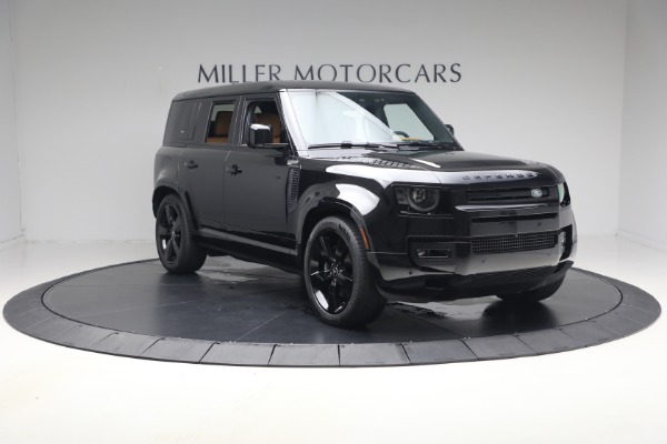 Used 2024 Land Rover Defender 110 V8 P525 for sale $84,900 at Alfa Romeo of Greenwich in Greenwich CT 06830 11
