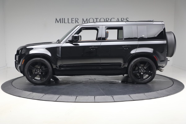 Used 2024 Land Rover Defender 110 V8 P525 for sale $84,900 at Alfa Romeo of Greenwich in Greenwich CT 06830 3