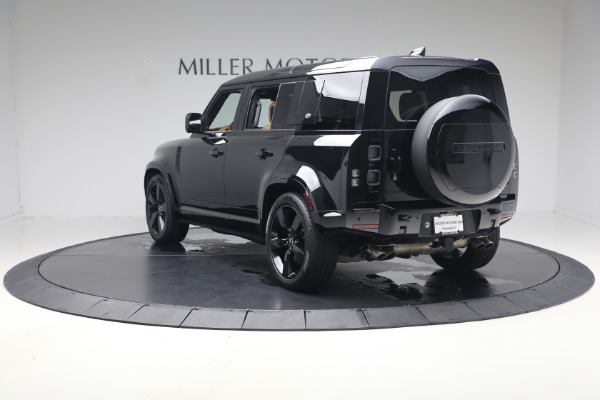 Used 2024 Land Rover Defender 110 V8 P525 for sale $84,900 at Alfa Romeo of Greenwich in Greenwich CT 06830 5