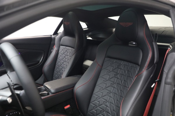 Used 2026 Aston Martin Vanquish for sale $455,900 at Alfa Romeo of Greenwich in Greenwich CT 06830 14