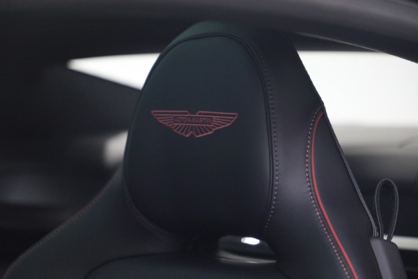 Used 2026 Aston Martin Vanquish for sale $455,900 at Alfa Romeo of Greenwich in Greenwich CT 06830 21
