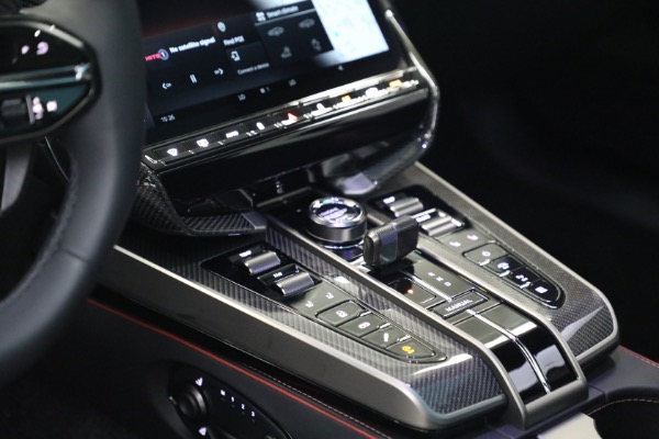 Used 2026 Aston Martin Vanquish for sale $455,900 at Alfa Romeo of Greenwich in Greenwich CT 06830 23