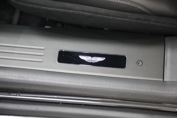 Used 2026 Aston Martin Vanquish for sale $455,900 at Alfa Romeo of Greenwich in Greenwich CT 06830 25