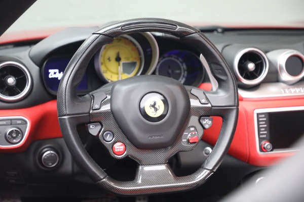 Used 2017 Ferrari California T for sale $163,900 at Alfa Romeo of Greenwich in Greenwich CT 06830 21