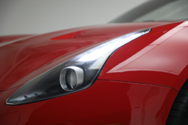 Used 2017 Ferrari California T for sale $163,900 at Alfa Romeo of Greenwich in Greenwich CT 06830 23