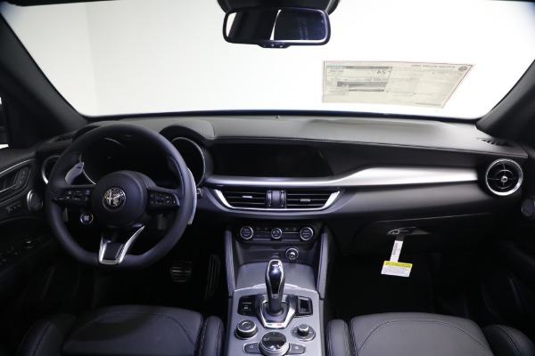 New 2026 Alfa Romeo Stelvio Veloce for sale $61,965 at Alfa Romeo of Greenwich in Greenwich CT 06830 23