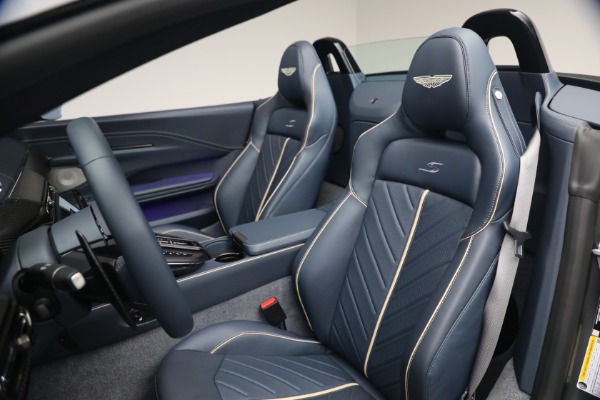 New 2026 Aston Martin Vantage S Roadster for sale $295,000 at Alfa Romeo of Greenwich in Greenwich CT 06830 27