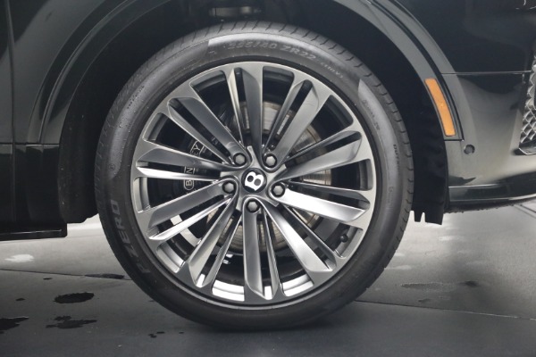 Used 2021 Bentley Bentayga Speed for sale $139,900 at Alfa Romeo of Greenwich in Greenwich CT 06830 17