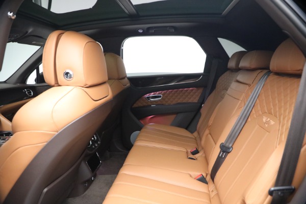 Used 2021 Bentley Bentayga Speed for sale $139,900 at Alfa Romeo of Greenwich in Greenwich CT 06830 23