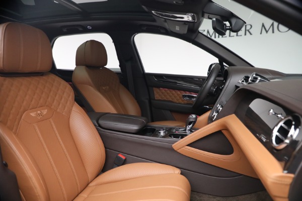 Used 2021 Bentley Bentayga Speed for sale $139,900 at Alfa Romeo of Greenwich in Greenwich CT 06830 28