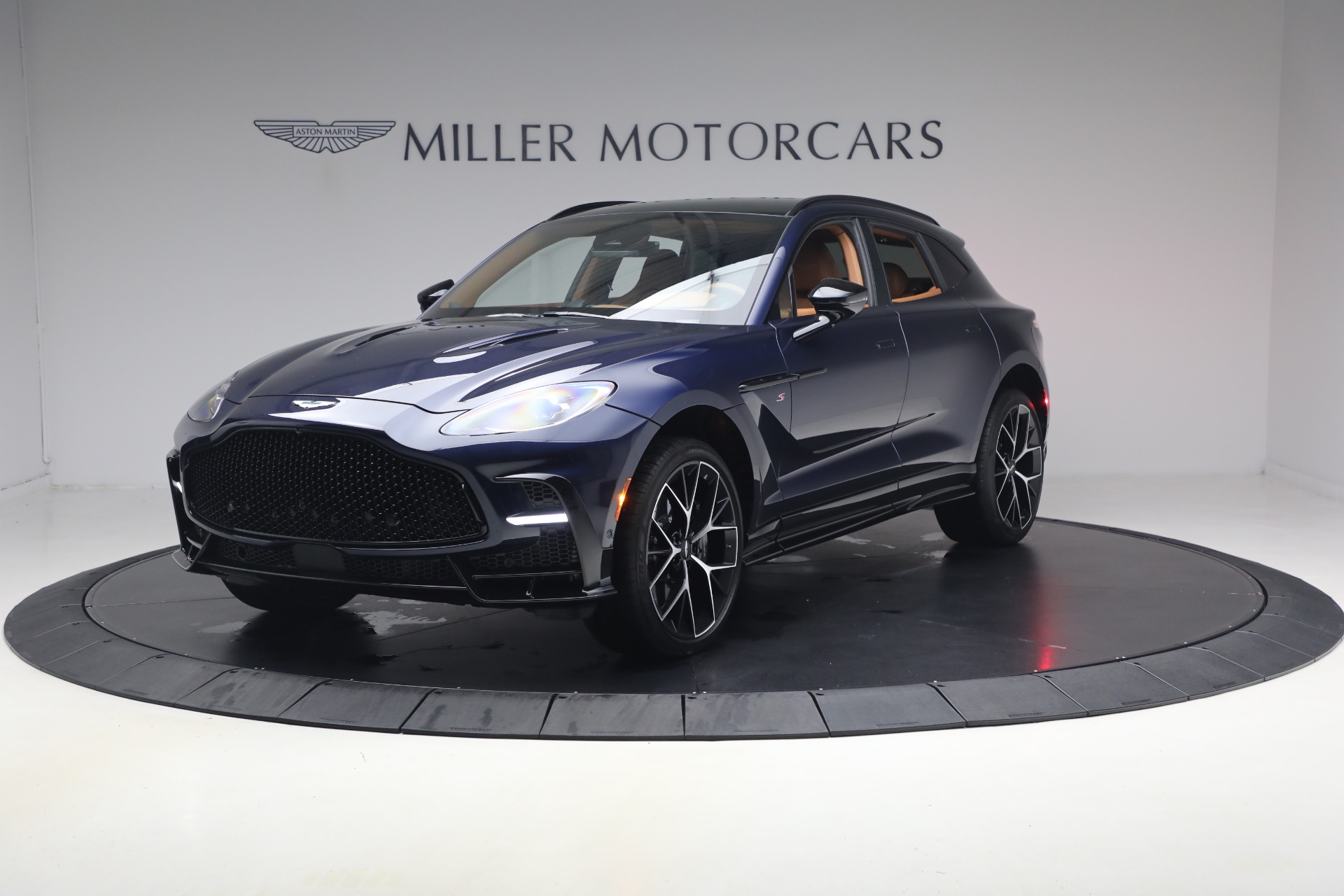 New 2026 Aston Martin DBX S for sale $289,900 at Alfa Romeo of Greenwich in Greenwich CT 06830 1