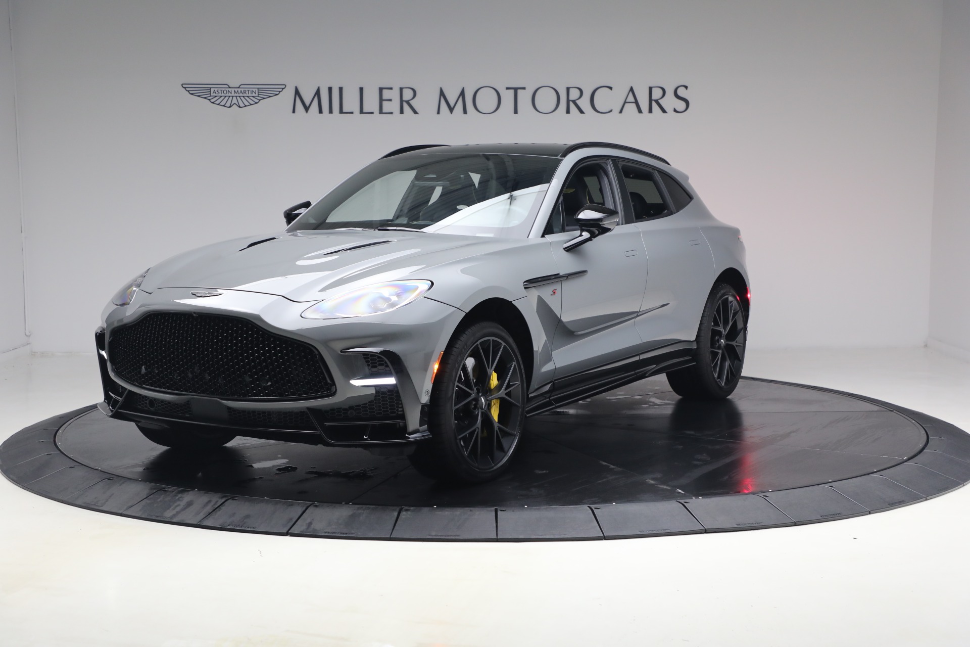 New 2026 Aston Martin DBX S for sale $289,900 at Alfa Romeo of Greenwich in Greenwich CT 06830 1