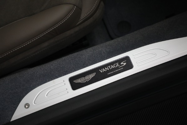 New 2026 Aston Martin Vantage S for sale $257,880 at Alfa Romeo of Greenwich in Greenwich CT 06830 27
