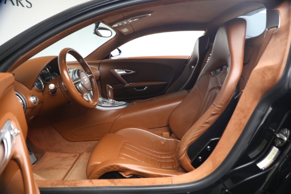 Used 2006 Bugatti Veyron 16.4 for sale Call for price at Alfa Romeo of Greenwich in Greenwich CT 06830 13