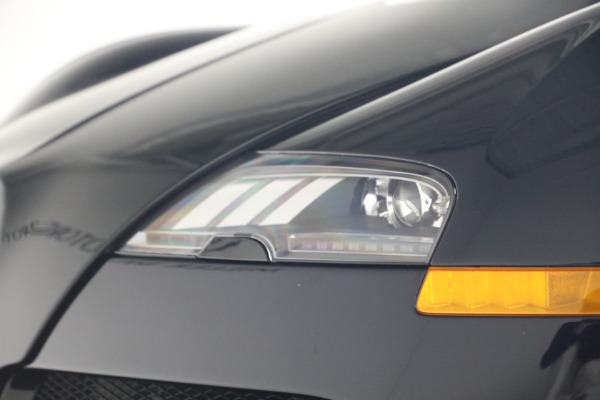 Used 2006 Bugatti Veyron 16.4 for sale Call for price at Alfa Romeo of Greenwich in Greenwich CT 06830 21