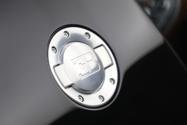 Used 2006 Bugatti Veyron 16.4 for sale Call for price at Alfa Romeo of Greenwich in Greenwich CT 06830 26