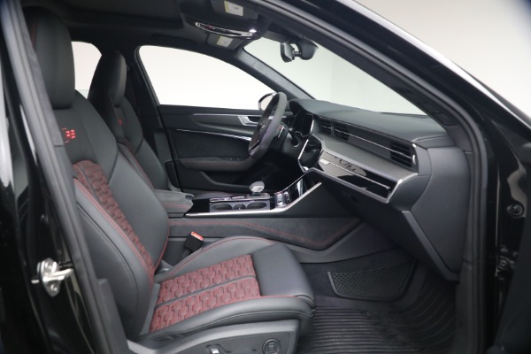 Used 2026 Audi RS 6 Avant performance 4.0T quattro Avant for sale $145,900 at Alfa Romeo of Greenwich in Greenwich CT 06830 16