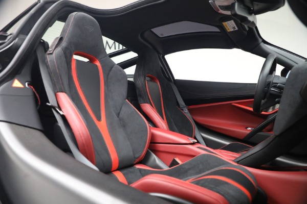 Used 2019 McLaren 720S Performance for sale Call for price at Alfa Romeo of Greenwich in Greenwich CT 06830 23