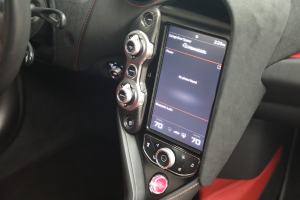 Used 2019 McLaren 720S Performance for sale Call for price at Alfa Romeo of Greenwich in Greenwich CT 06830 28