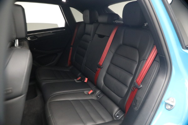 Used 2021 Porsche Macan GTS for sale $69,900 at Alfa Romeo of Greenwich in Greenwich CT 06830 20