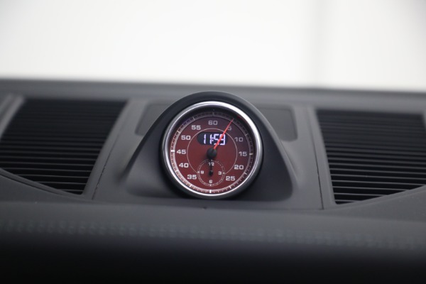 Used 2021 Porsche Macan GTS for sale $69,900 at Alfa Romeo of Greenwich in Greenwich CT 06830 24
