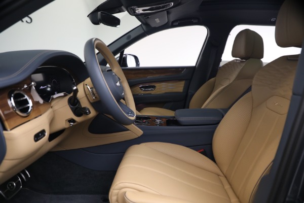 Used 2026 Bentley Bentayga EWB Azure V8 for sale $279,900 at Alfa Romeo of Greenwich in Greenwich CT 06830 19