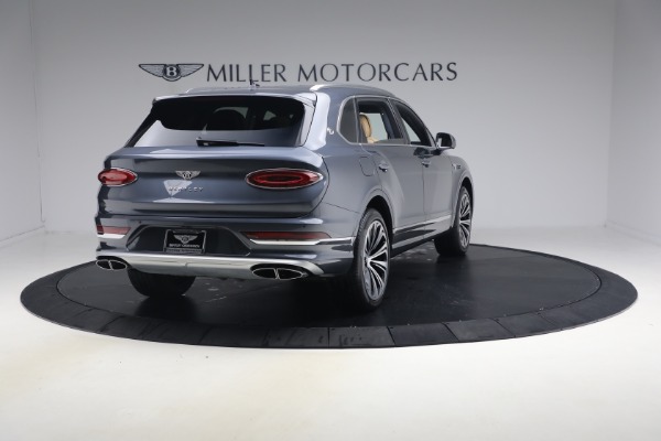 Used 2026 Bentley Bentayga EWB Azure V8 for sale $279,900 at Alfa Romeo of Greenwich in Greenwich CT 06830 7