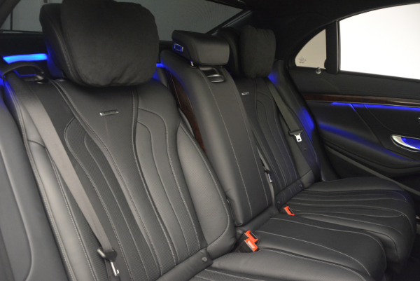 Used 2014 Mercedes-Benz S-Class S 63 AMG for sale Sold at Alfa Romeo of Greenwich in Greenwich CT 06830 28