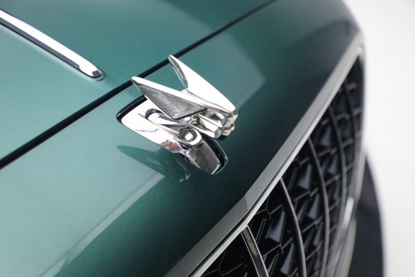 New 2027 Bentley Flying Spur Azure for sale $363,300 at Alfa Romeo of Greenwich in Greenwich CT 06830 12