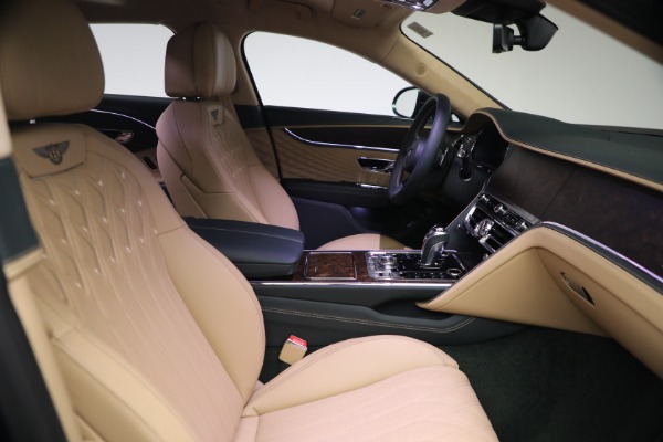 New 2027 Bentley Flying Spur Azure for sale $363,300 at Alfa Romeo of Greenwich in Greenwich CT 06830 26