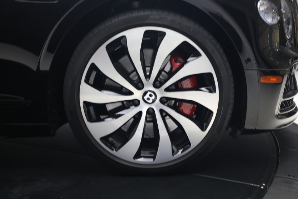 Used 2022 Bentley Flying Spur Hybrid for sale $149,900 at Alfa Romeo of Greenwich in Greenwich CT 06830 17