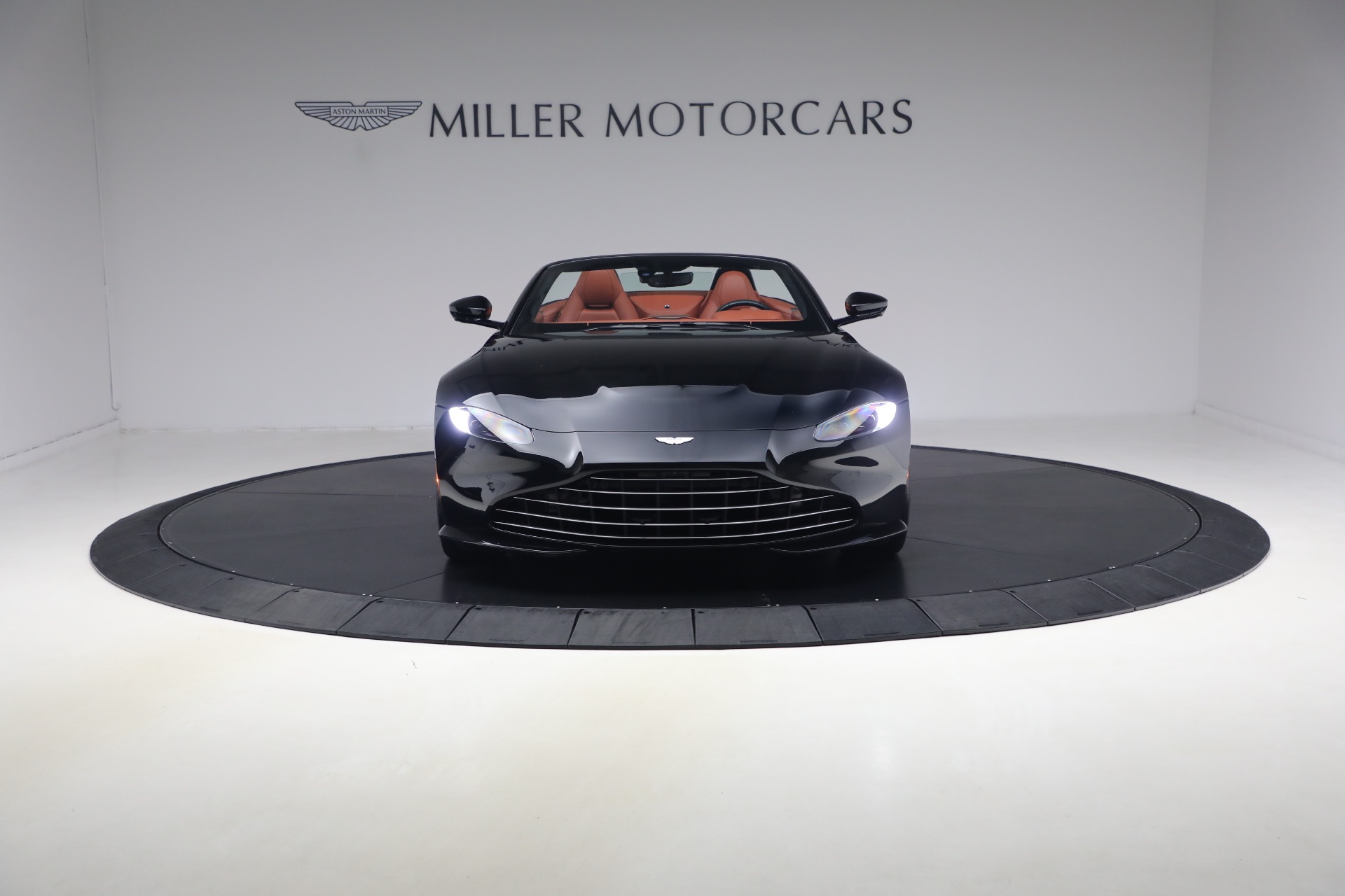 2021 Aston Martin Vantage Base - Photo 12