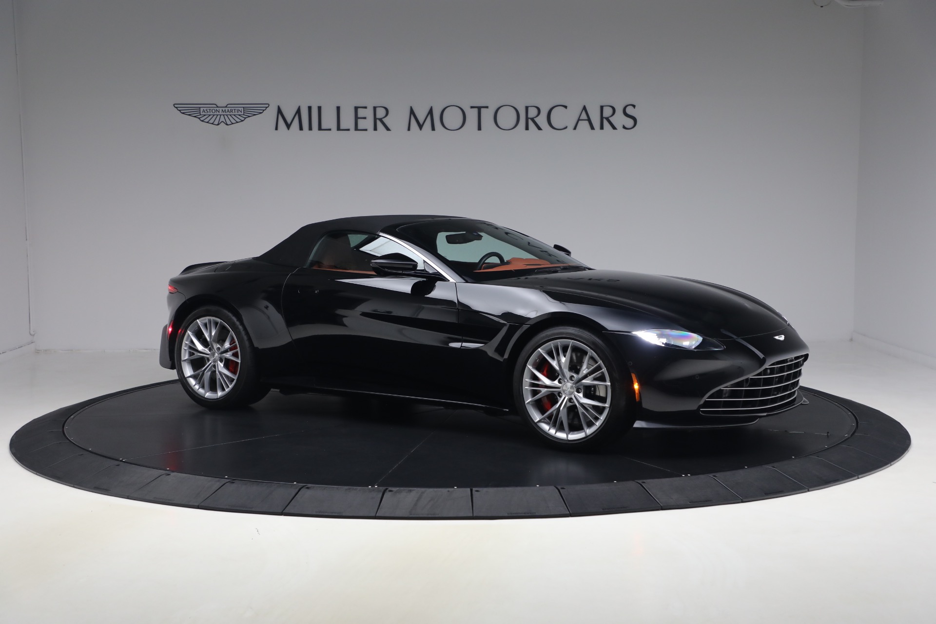 2021 Aston Martin Vantage Base - Photo 22